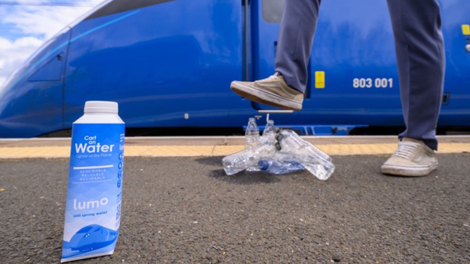 Lumo Sets Industry Standard with UK’s First Plastic-Free Onboard Water Service