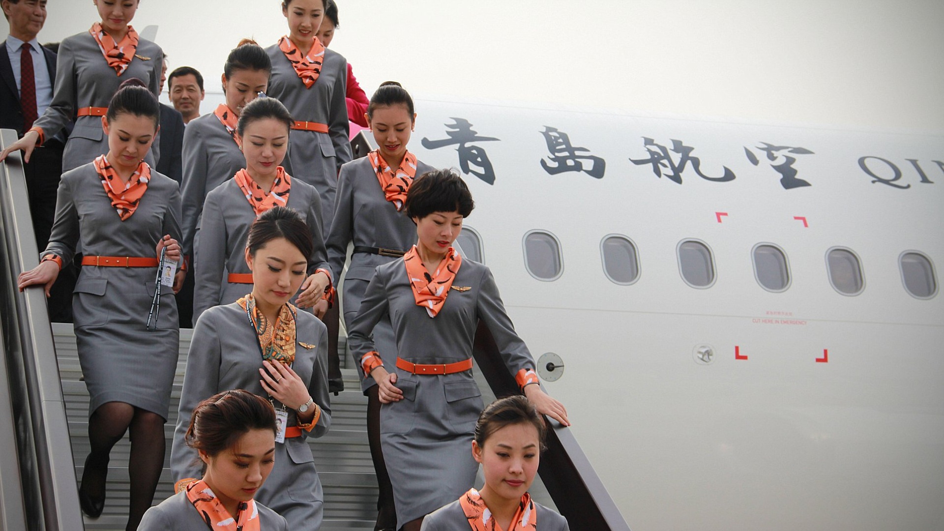 China Faces Difficulties In Replacing Flight Attendants 