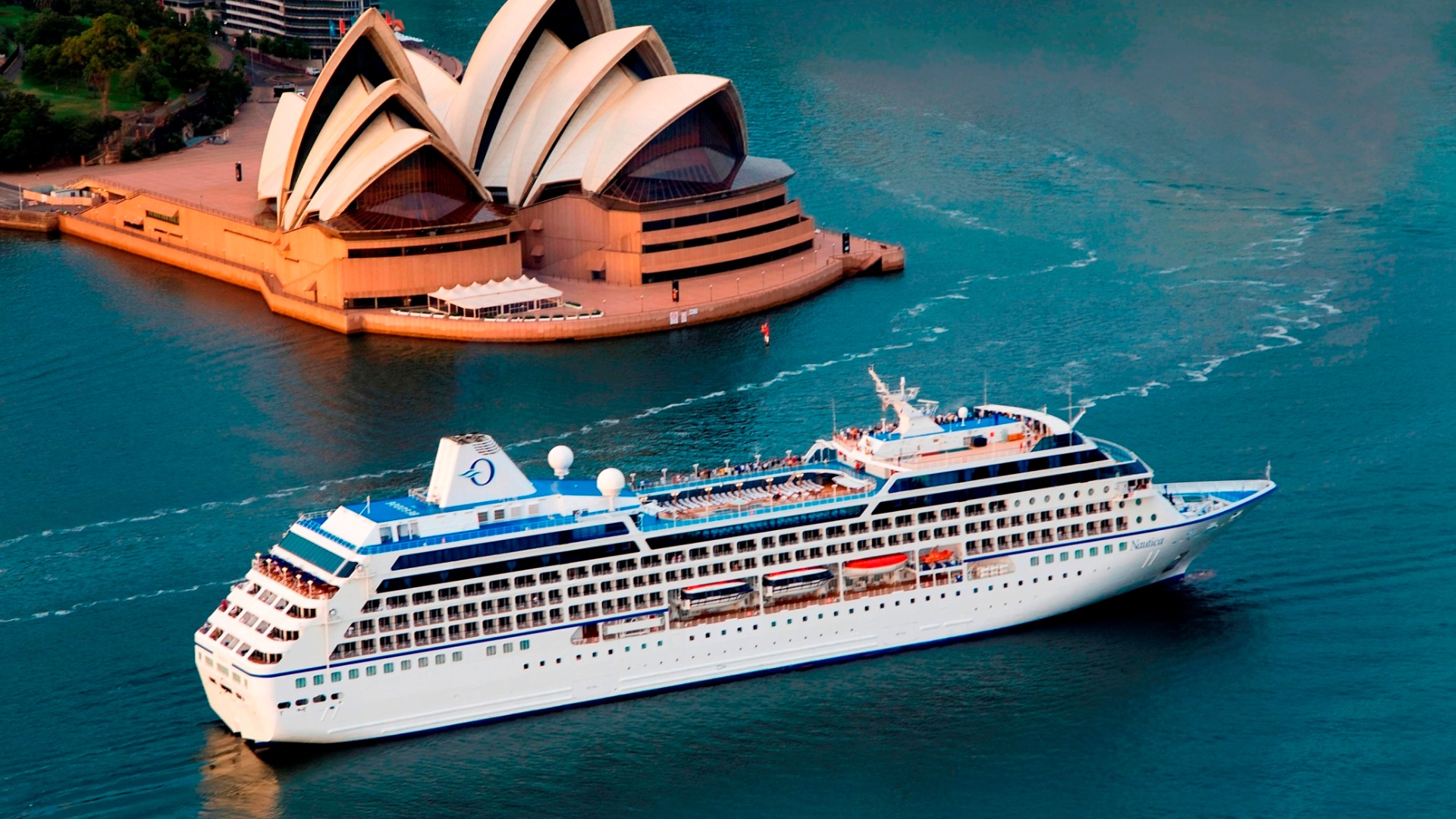 Морские кругосветные путешествия. Круизный лайнер Австралия. Кругосветка на круизном лайнере. Морской лайнер. Путешествие на корабле.
