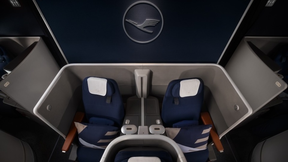 Lufthansa Certifies Allegris Business Class Seats on Boeing 787-9