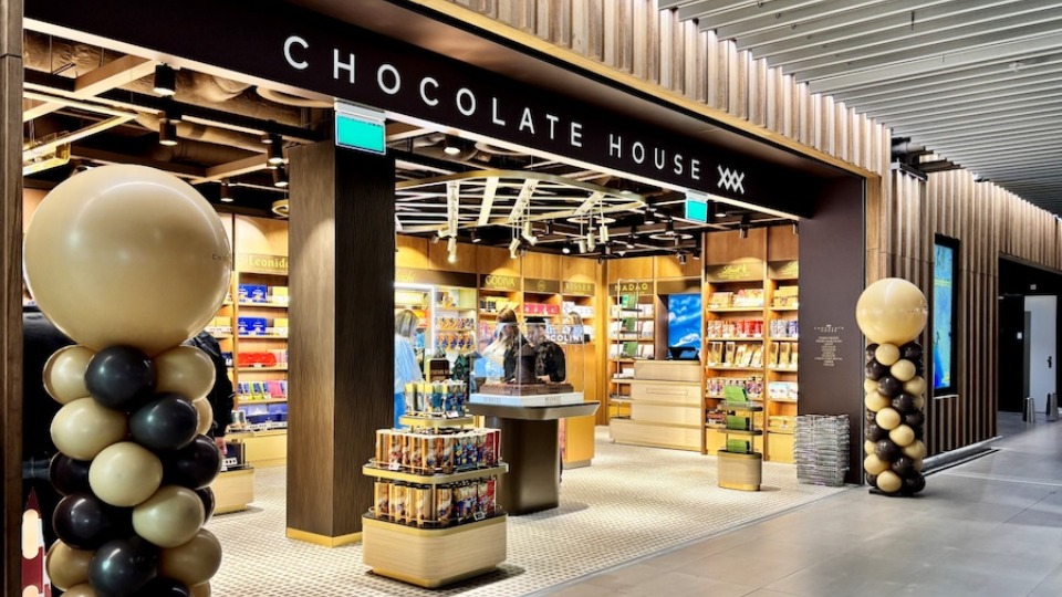 Schiphol Opens Chocolate House in Lounge 1