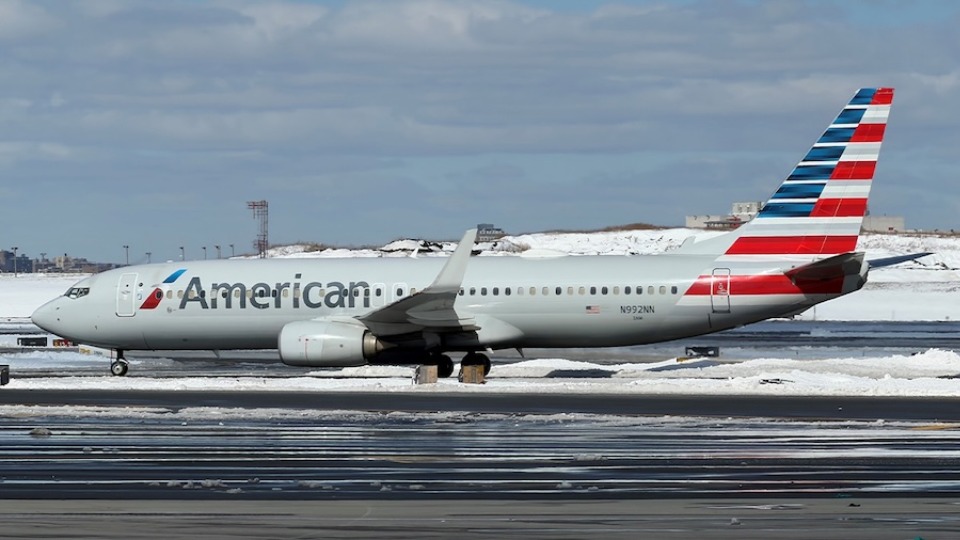 American Airlines Resumes Northeast Flights After Winter Storm