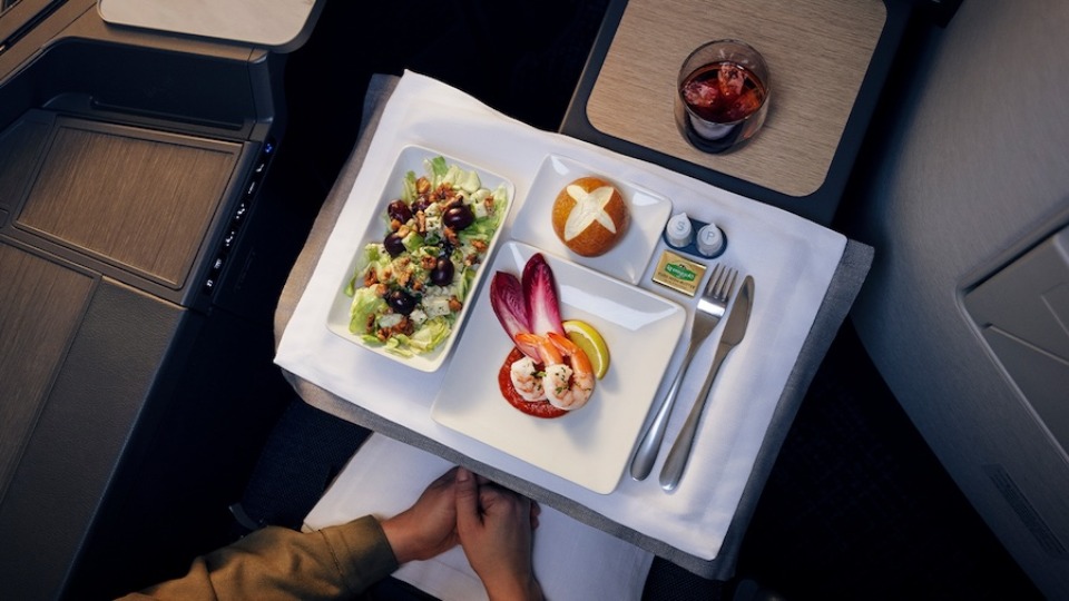 American Airlines Unveils Centennial-Inspired Menu