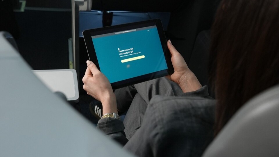 Aer Lingus launches Starlink Wi-Fi with speeds up to 500 Mbps