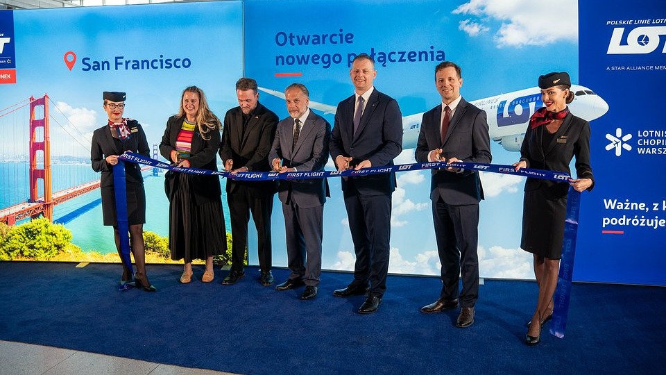 LOT Polish Airlines Launches Warsaw&ndash;San Francisco Route