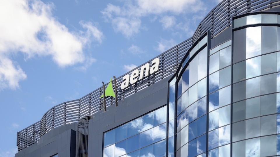Aena Plans &euro;13B Airport Investment, Proposes Fee Rise