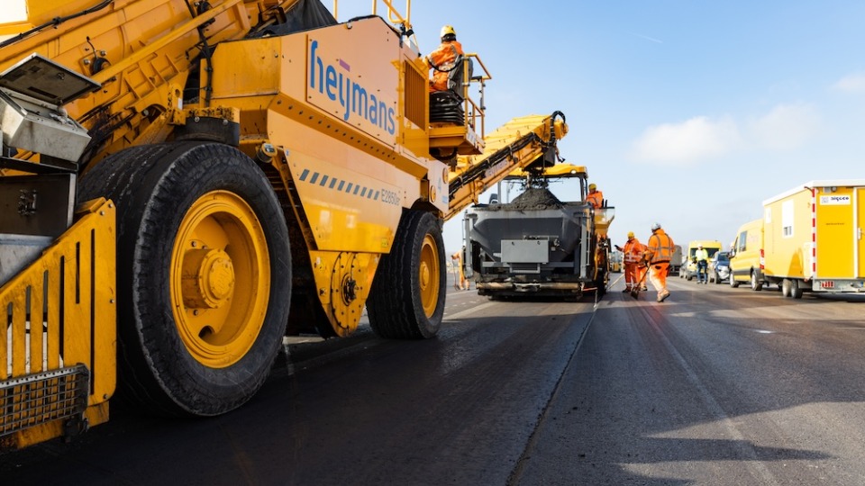 Schiphol Begins Major Upgrade of Buitenveldertbaan Runway from May to September 2025