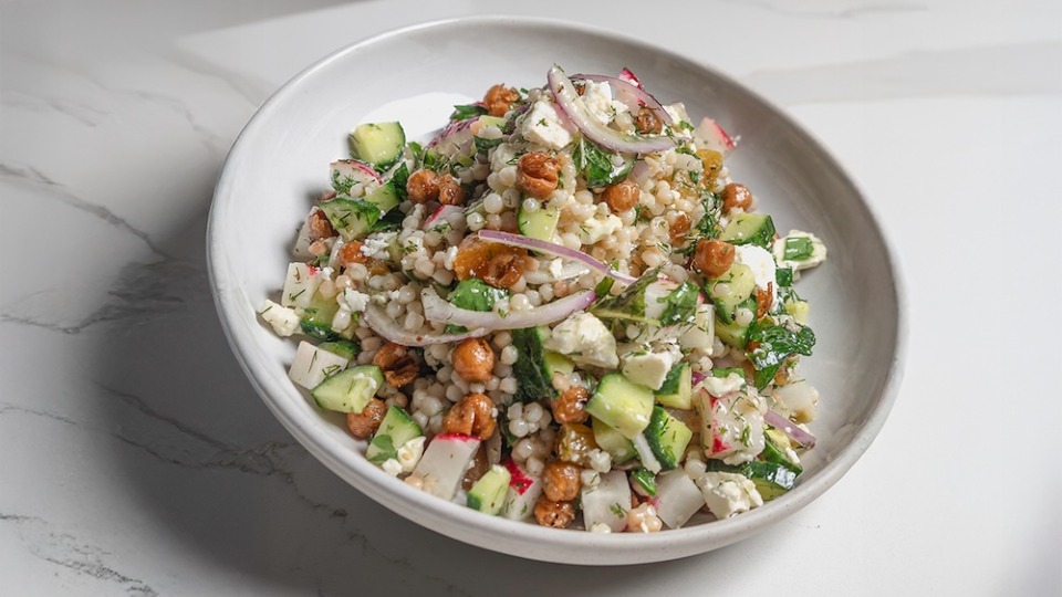 American Airlines Showcases Summer Menu in Flagship Lounges