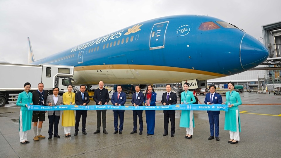 Vietnam Airlines feiert Premiere am Flughafen München mit Flügen nach Hanoi und Ho Chi Minh City