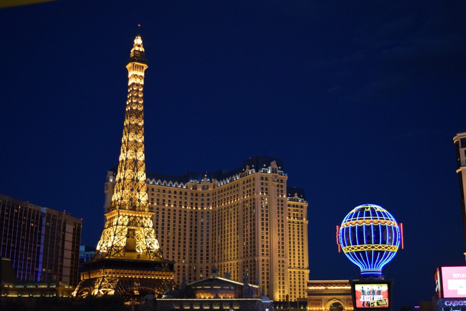 The Eiffel Tower, host to a unique contest
