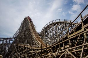 Roller Coaster stuck in 90-degree heat due to power outage