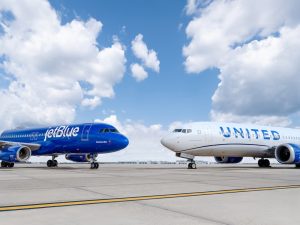 JetBlue and United Launch Loyalty Integration Under Blue Sky Partnership
