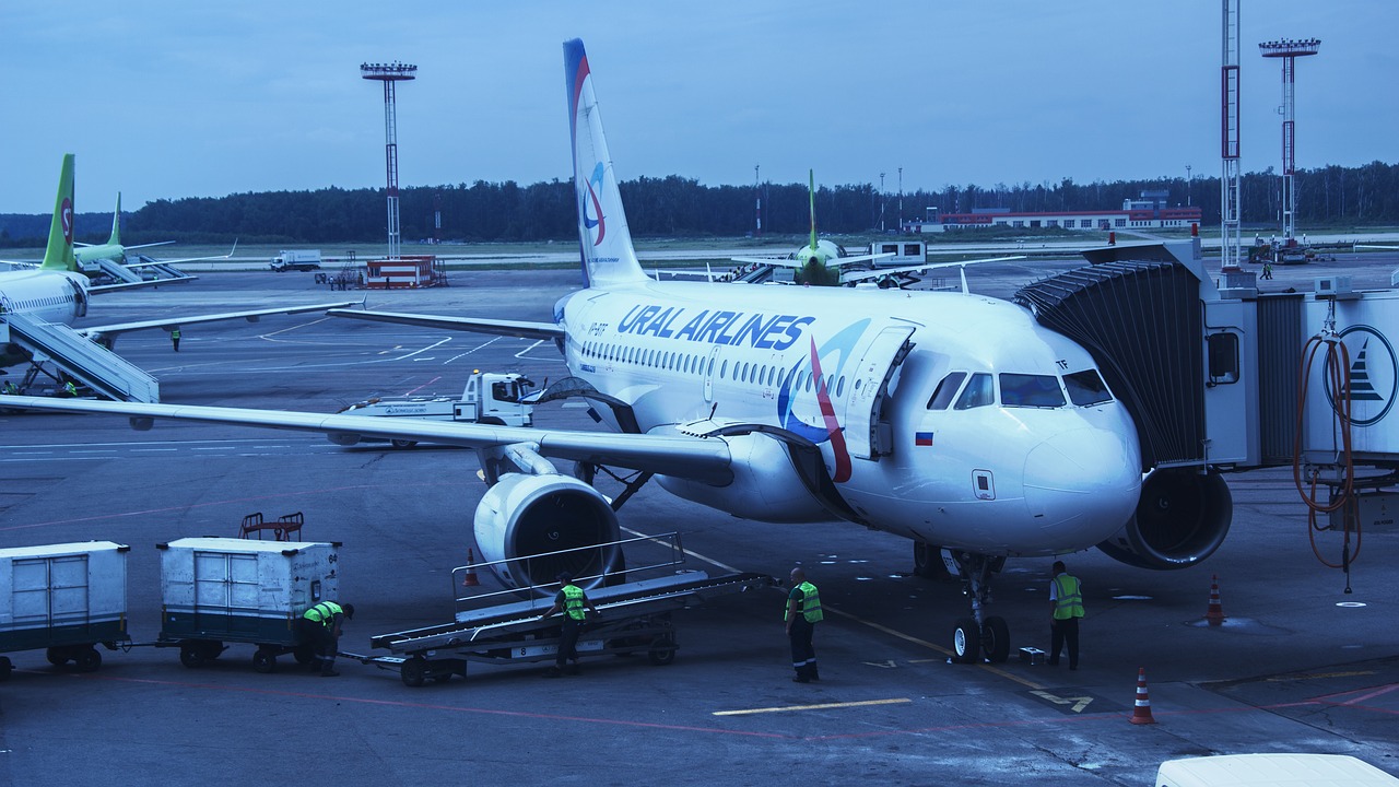 Russian aircraft banned from US airspace