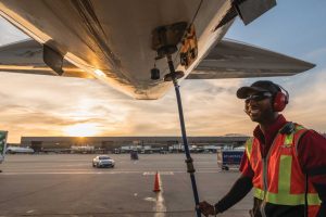 Delta Announces Significant Pay Raises and $500 Million Investment in Employees