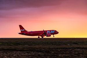 PLAY offers free tickets to Iceland