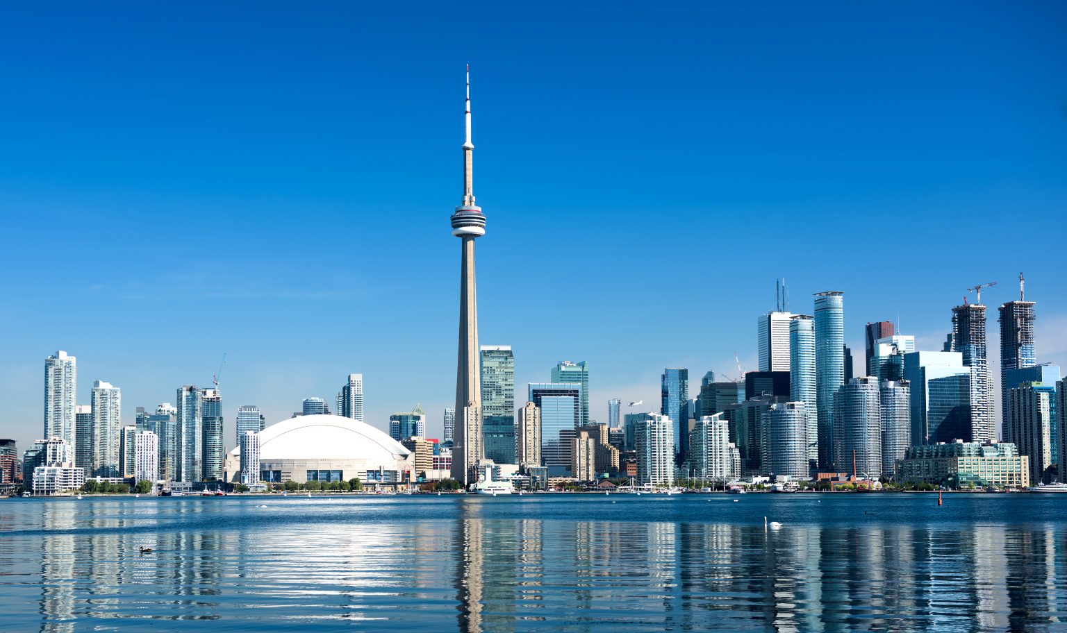 Flights Into And Out Of Toronto Pearson Airport To Be Capped