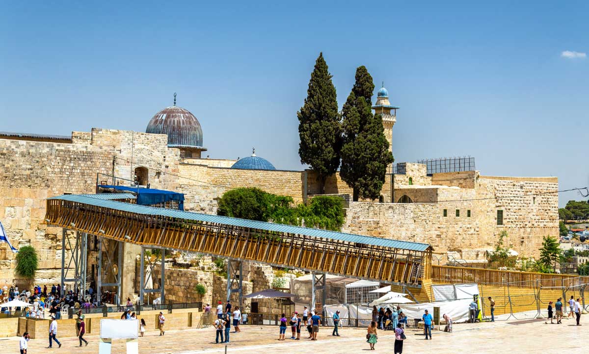 Israel’s hospitality industry in search for employees