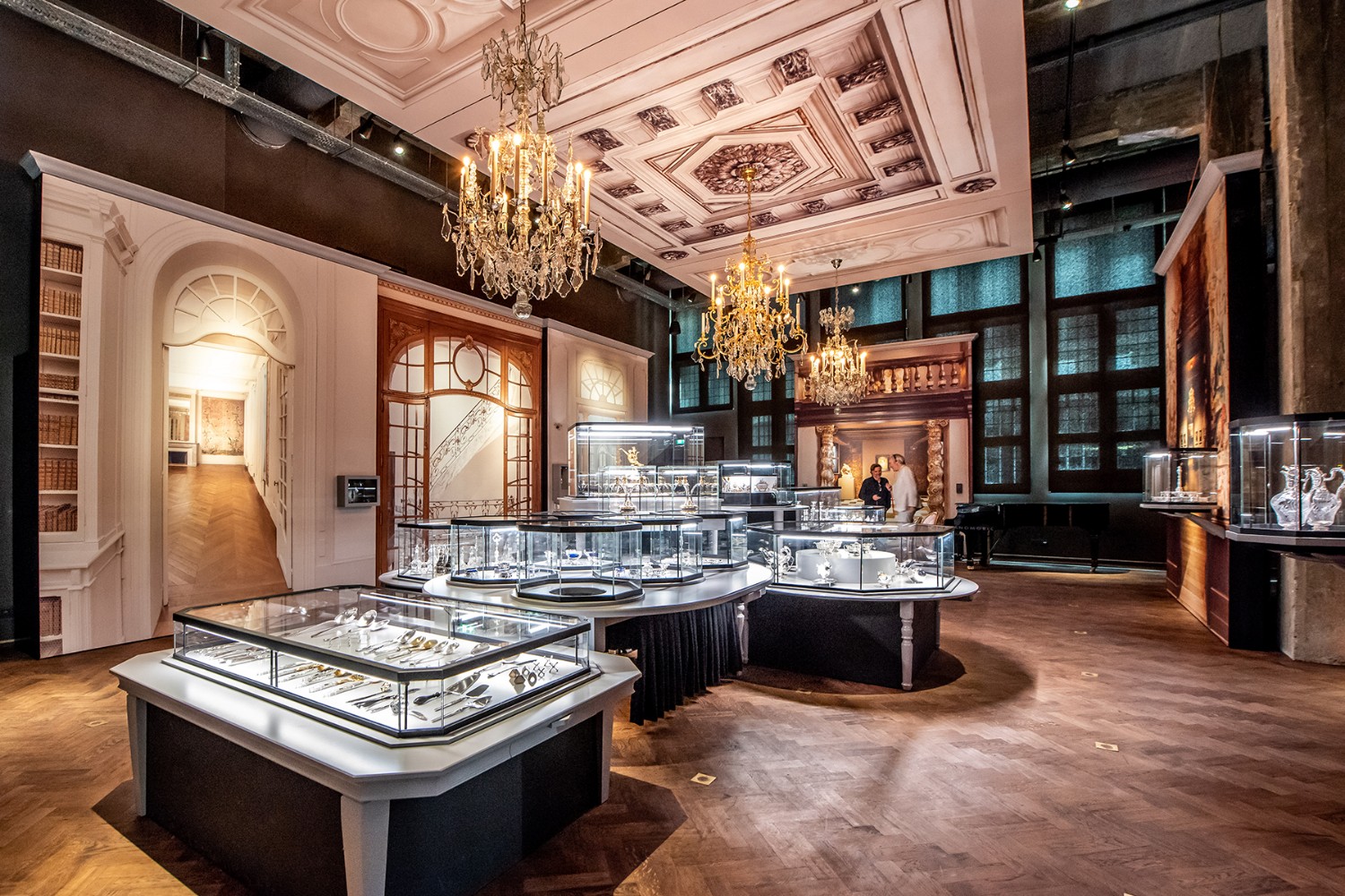 New Museum Opens in Antwerp to Celebrate Diamonds