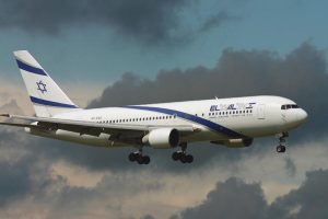 Israeli aircraft targeted by bomb threat