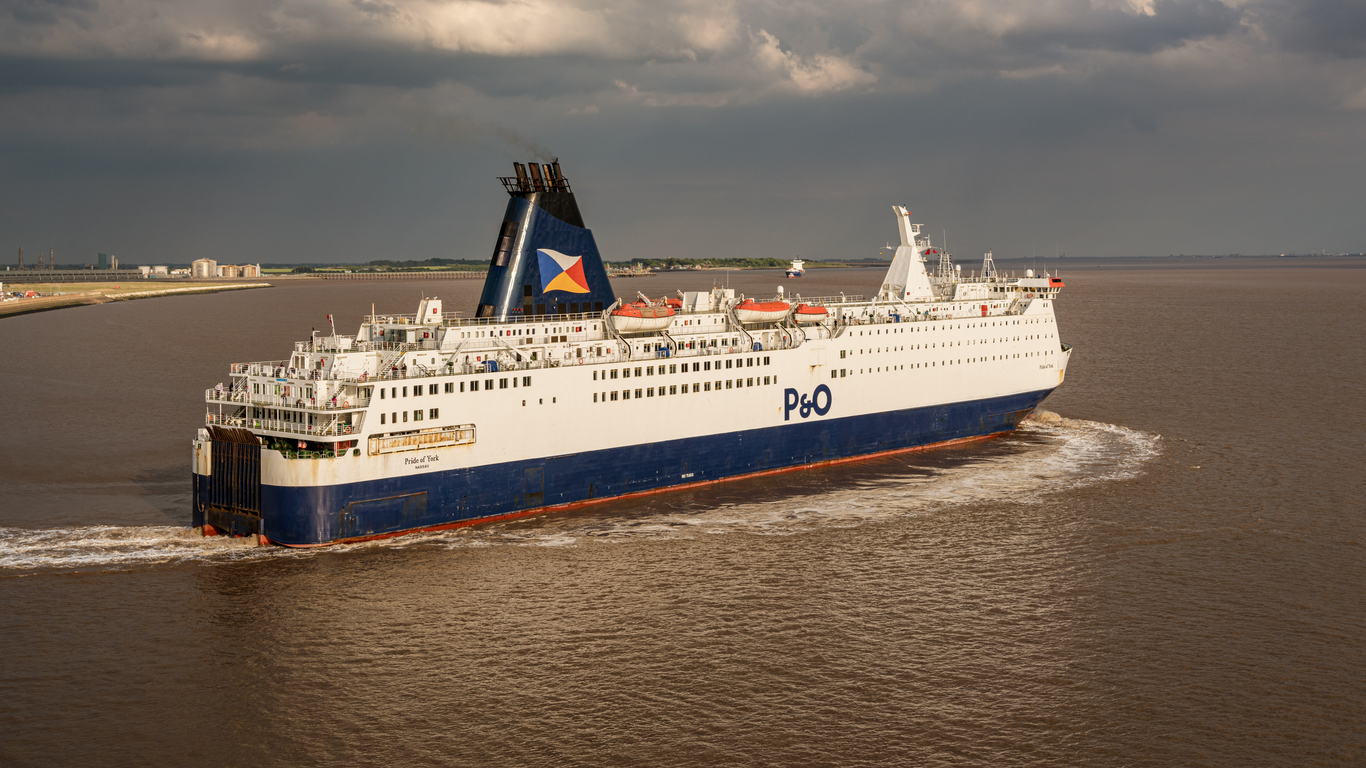 P&O Ferries announces staff redundancy, with 800 employees losing their jobs