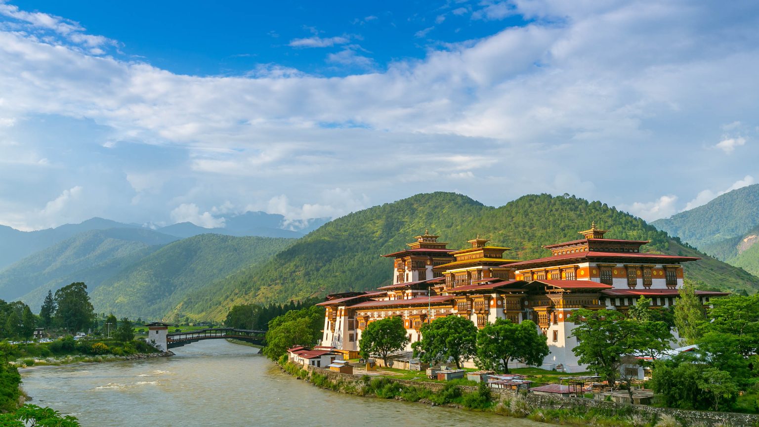 Bhutan – Lower Daily Tax Approved For Extended Stays