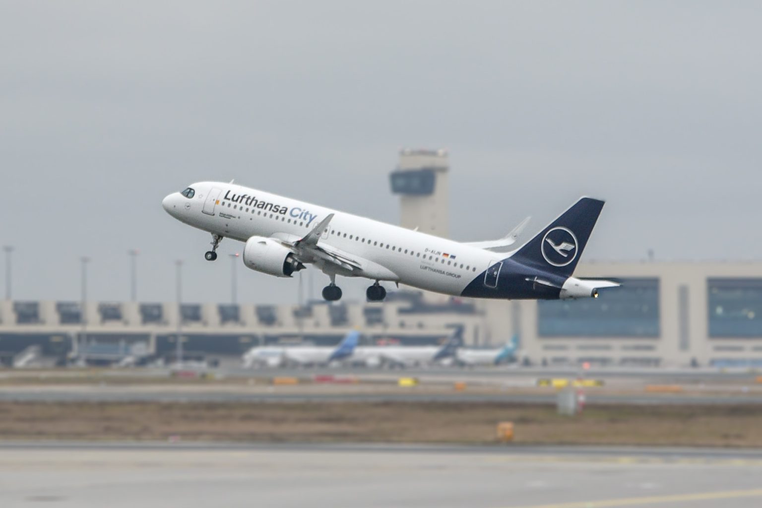 Lufthansa City Airlines Opens New Base in Frankfurt