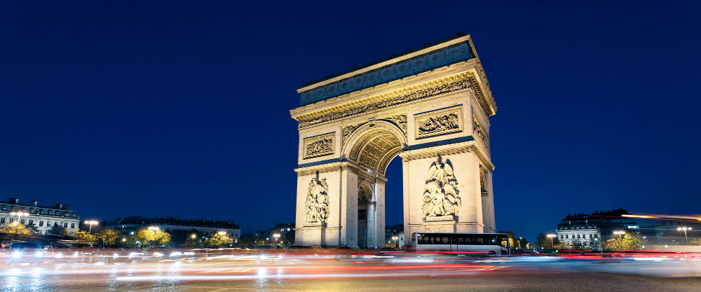 Paris tourism starts recovery