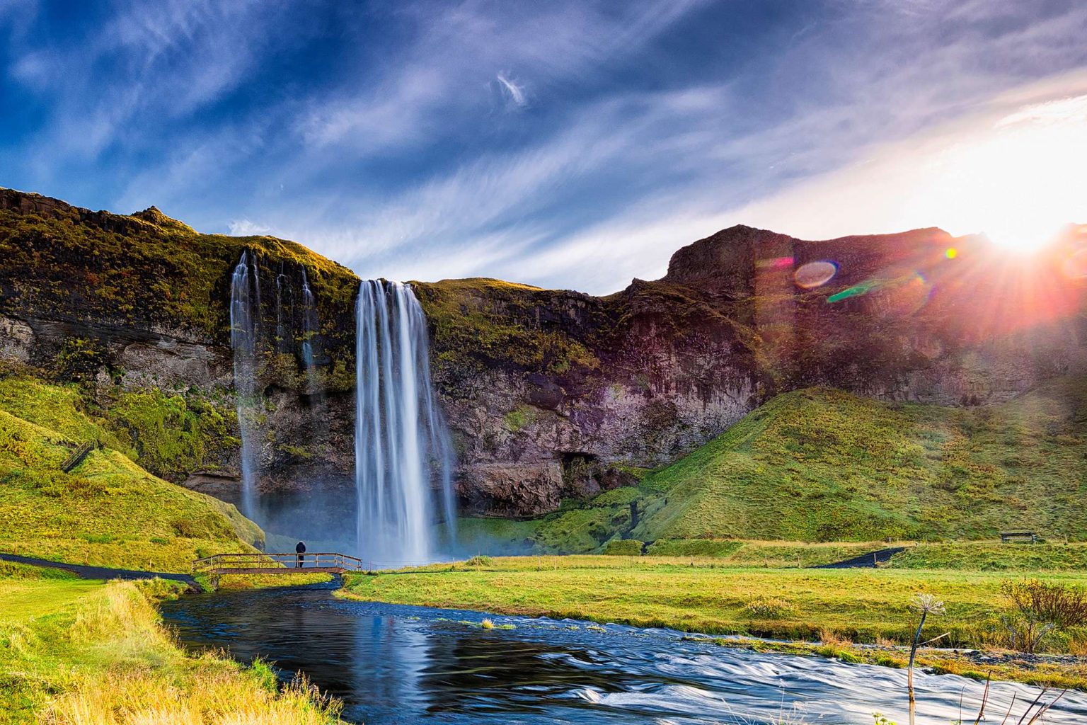 Growing Fascination Among Chinese Travelers for Exploring Iceland