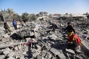 Israel broadens Gaza assault ahead of Security Council aid vote
