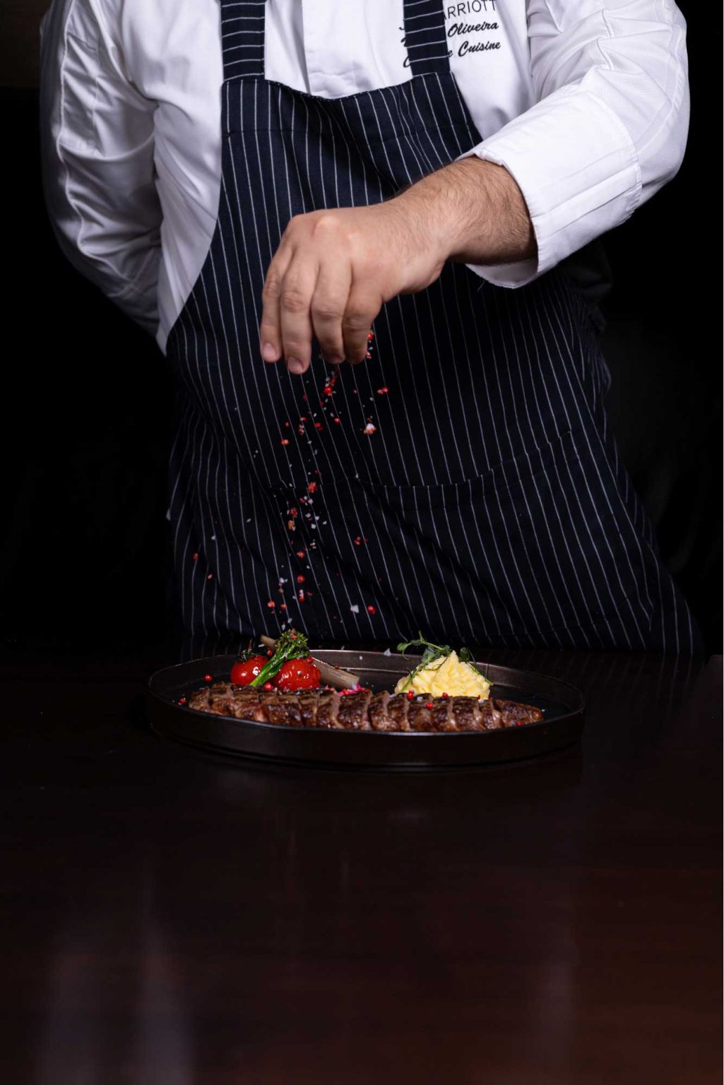 Pink Salt Debuts at JW Marriott Muscat: A New Culinary Destination