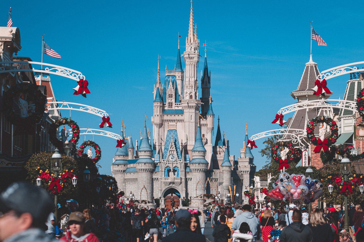Disneyland to sell annual passes again