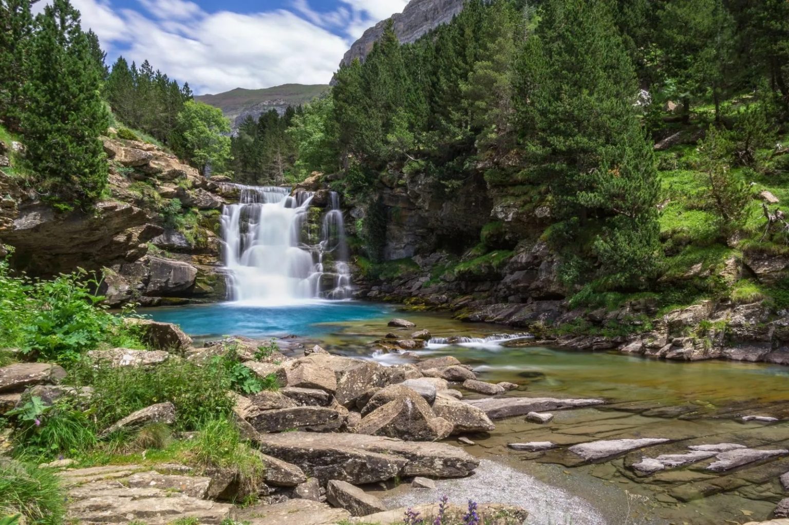 Huesca La Magia in Spain Wins the Title of “Europe’s Premier Adventure Tourism Destination for 2023”
