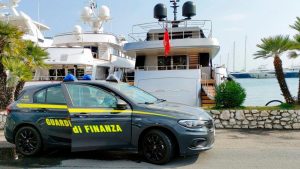 Italy confiscates €143m worth villas and super-yachts