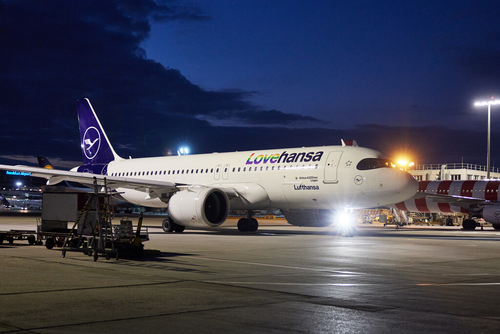 Lufthansa cancels thousands of flights due to staff shortages crisis