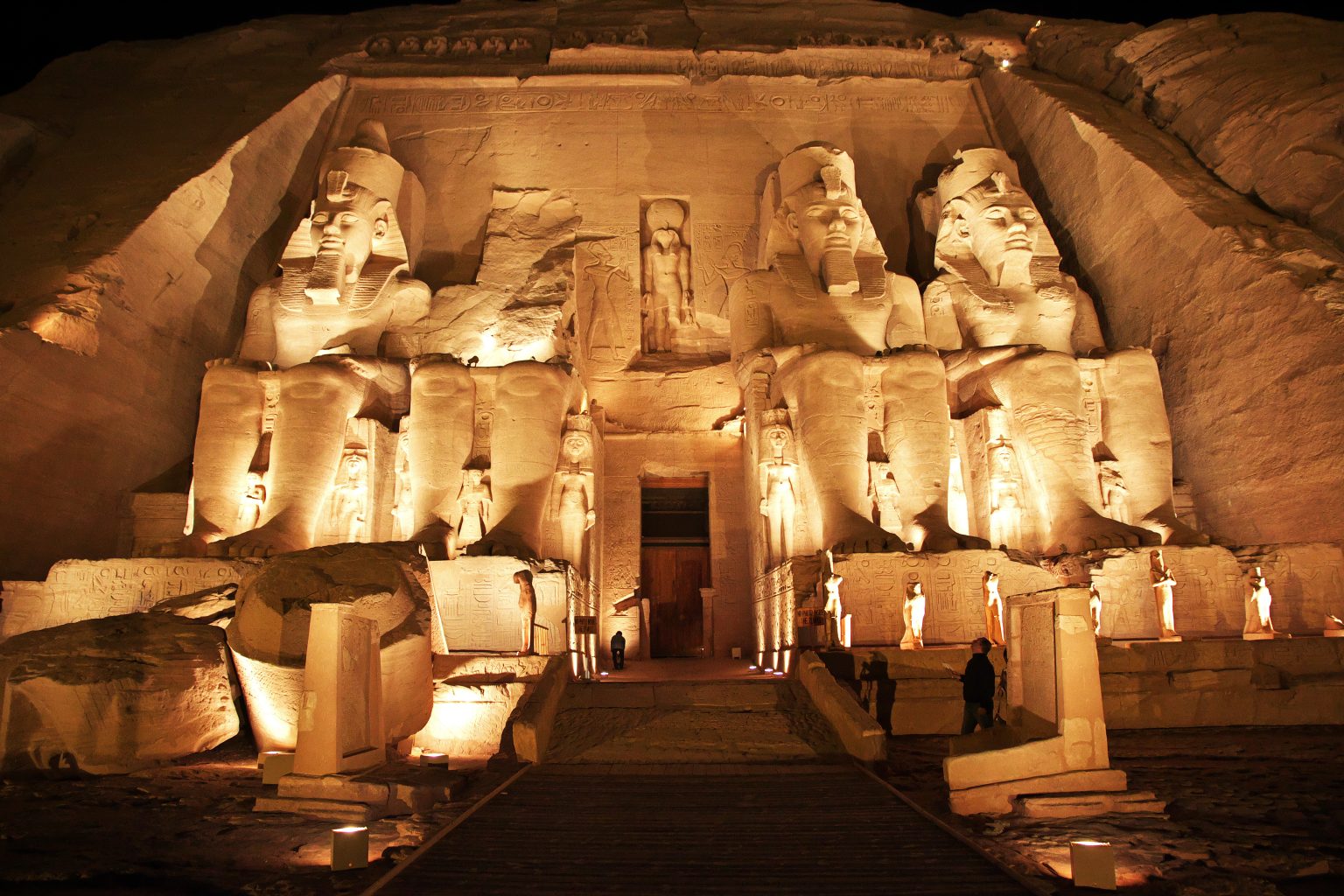Egypt To Promote Ancient Artefacts To Attract More French Tourists