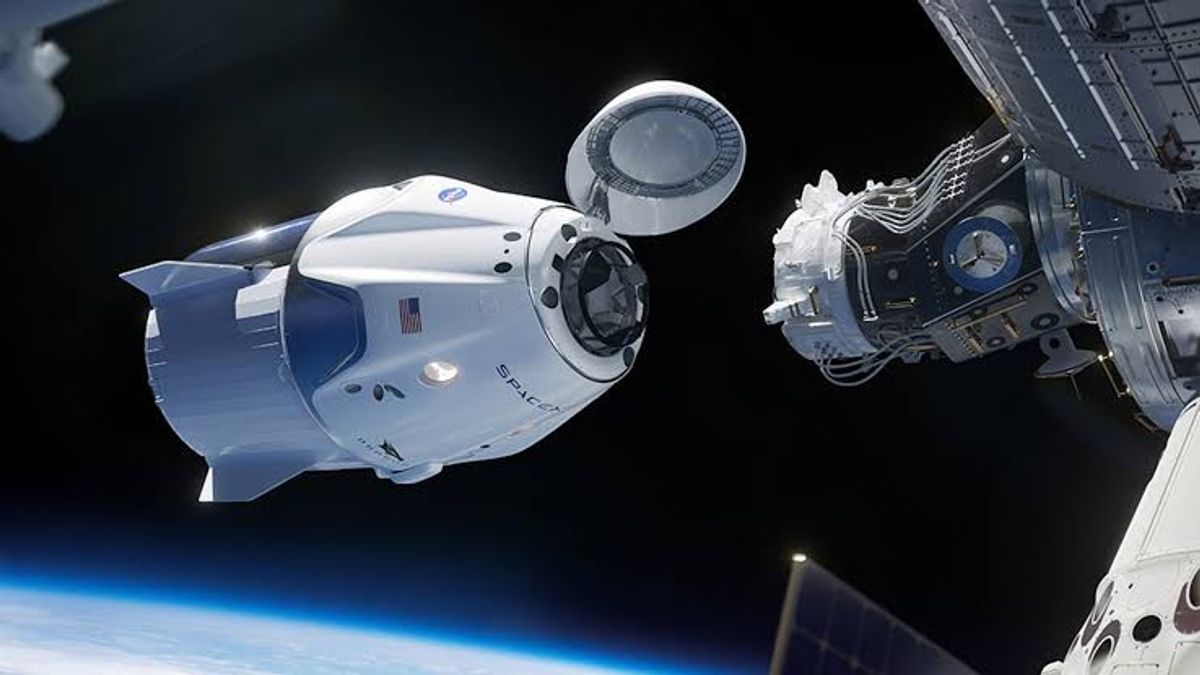 First ISS space tourism mission from SpaceX to be launched