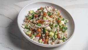 American Airlines Showcases Summer Menu in Flagship Lounges