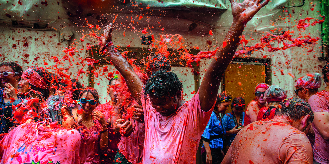 Spain: Tomatina festival celebrated with tomatoes fights