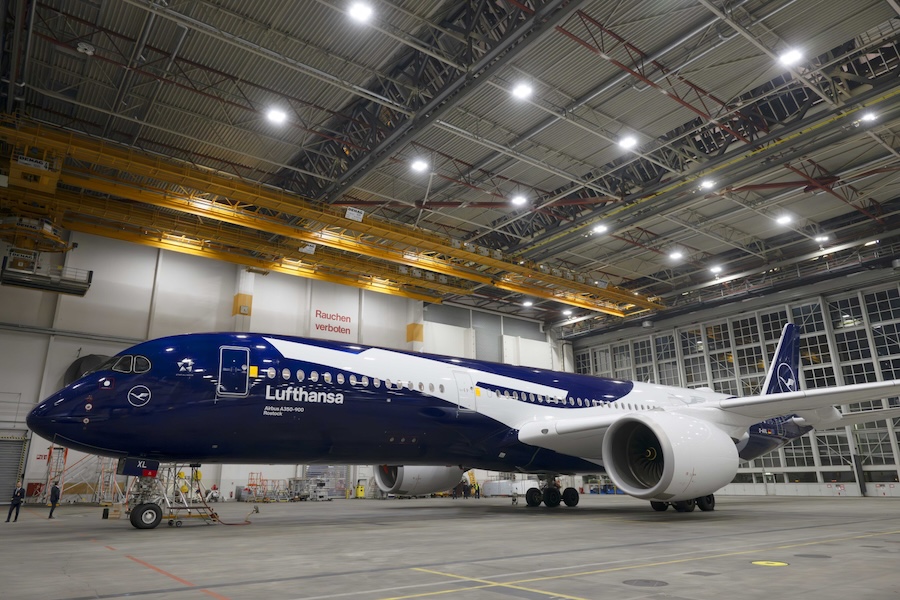 Lufthansa Unveils Historic Parable Design on A321neo