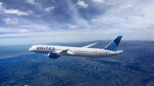 Boeing 777 of United Airlines Makes Return to Los Angeles Due to Cockpit Smoke