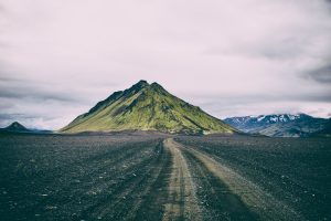UK Flights Axed as Iceland Faces ‘Danger Zone’ Amid Volcano Fears
