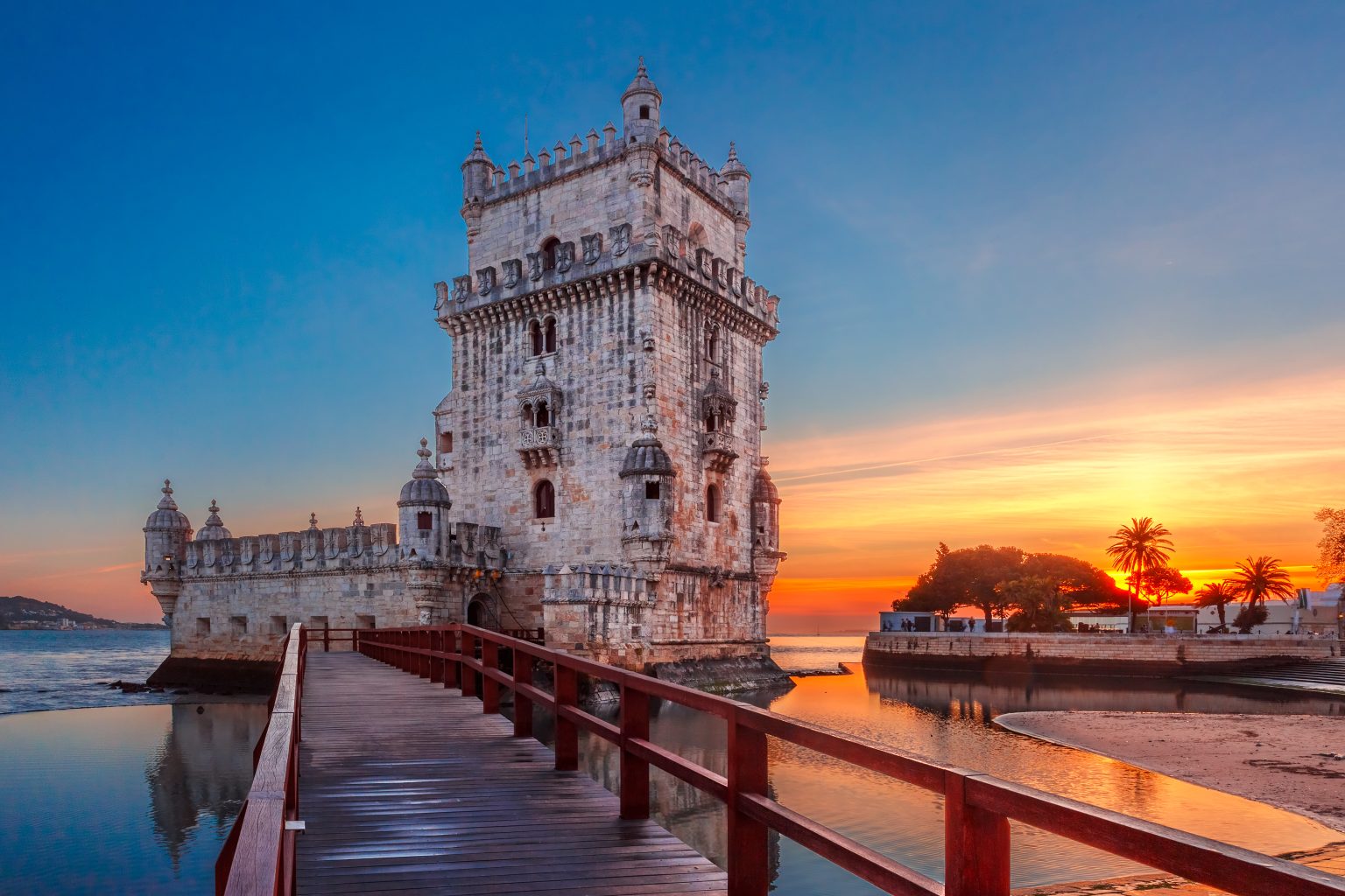 In August Alone, Portugal Welcomed 3.5 Million Visitors