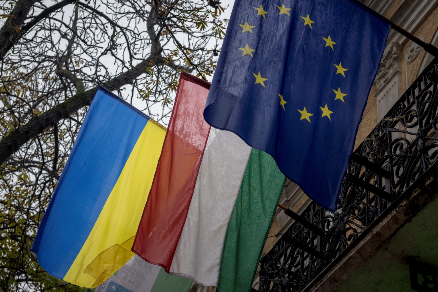 Ukraine and Hungary prepare for Zelenskiy, Orban meeting amid tensions