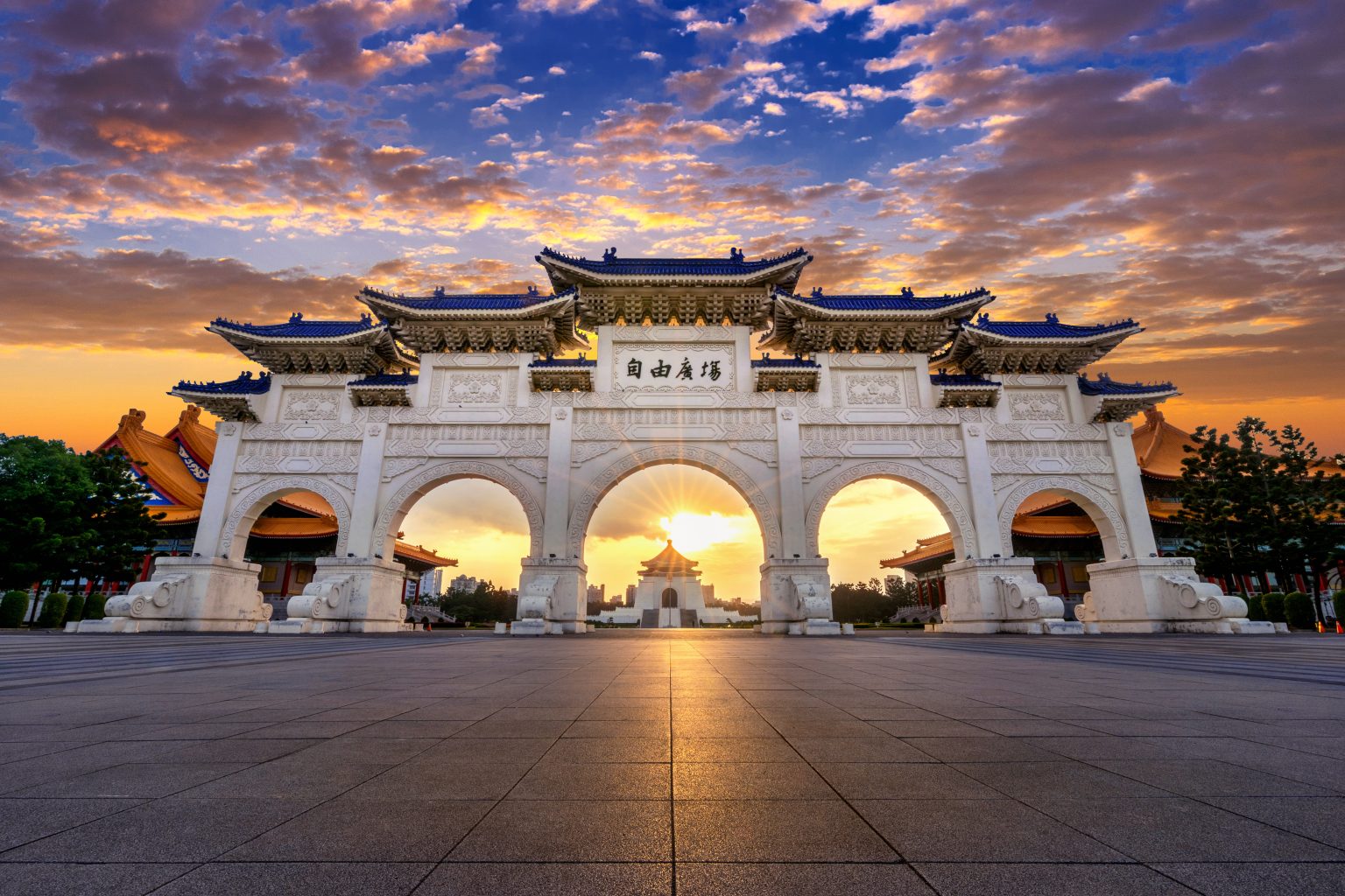 Taiwan Lifts Travel Ban