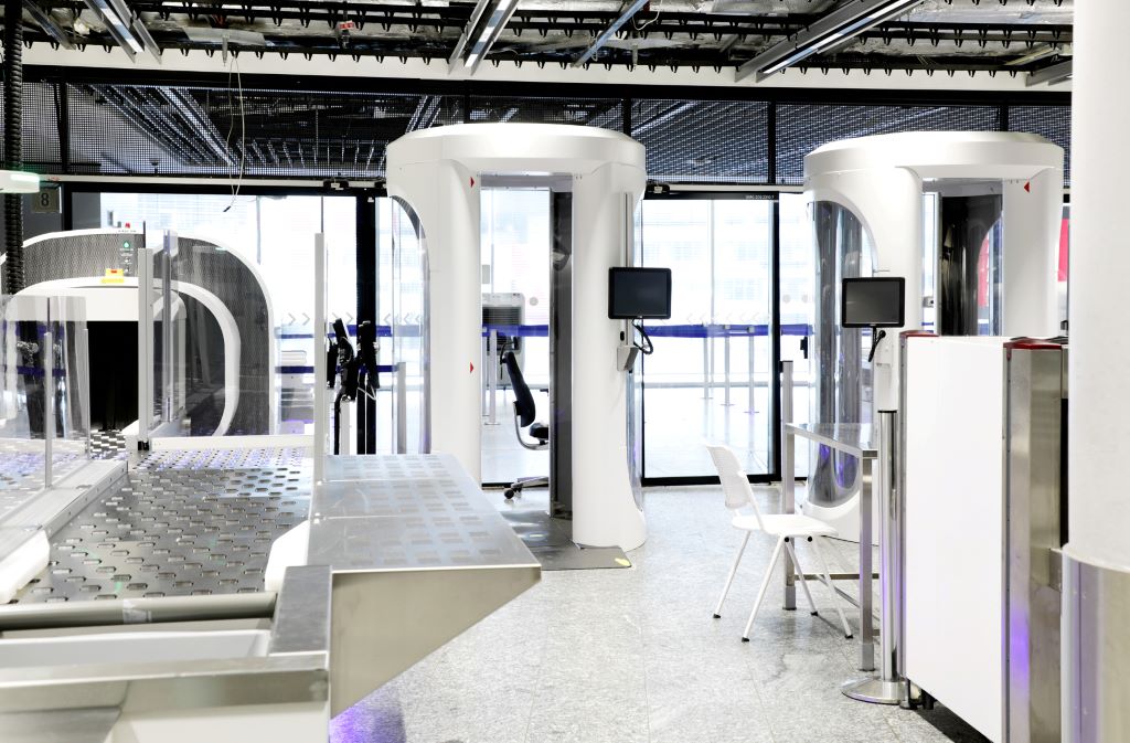 Frankfurt Airport Enhances Security Checkpoints with CT Scanners and New Lane Concept