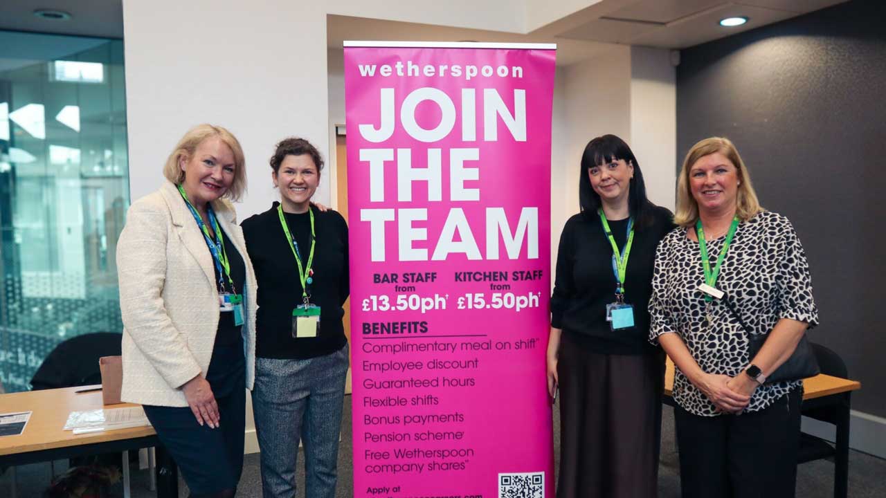 London Gatwick Boosts Local Employment with Successful Jobs Fair