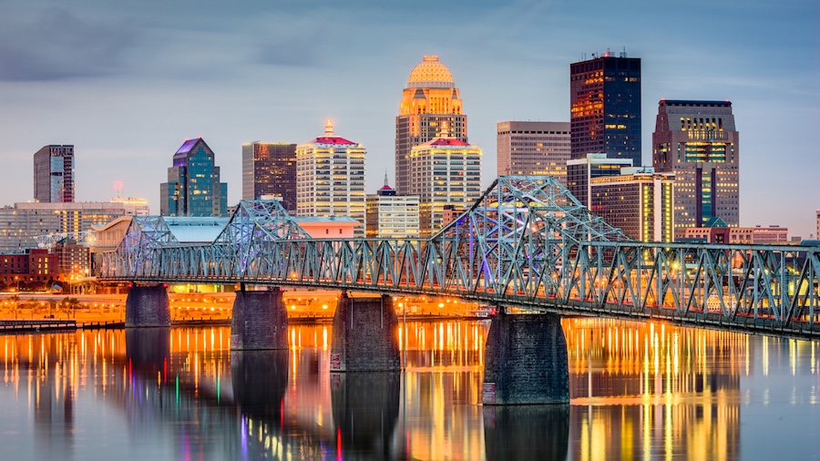 American Airlines Adds Special Kentucky Flights for Race Week