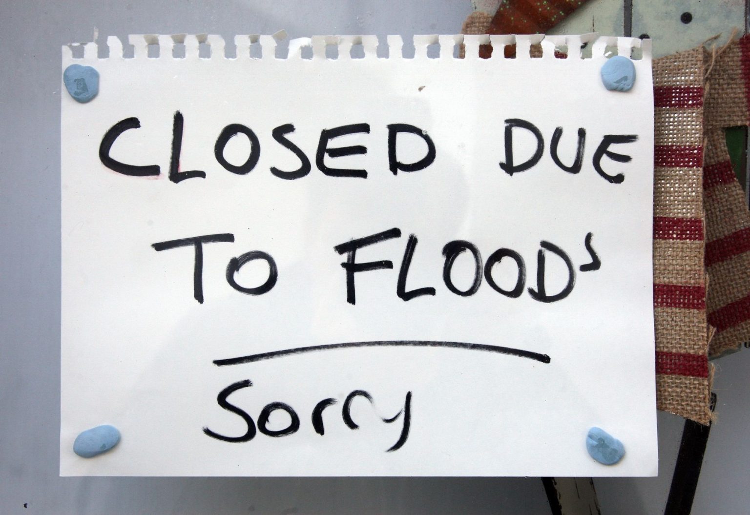 North Wales: Flooding causes travel disruptions