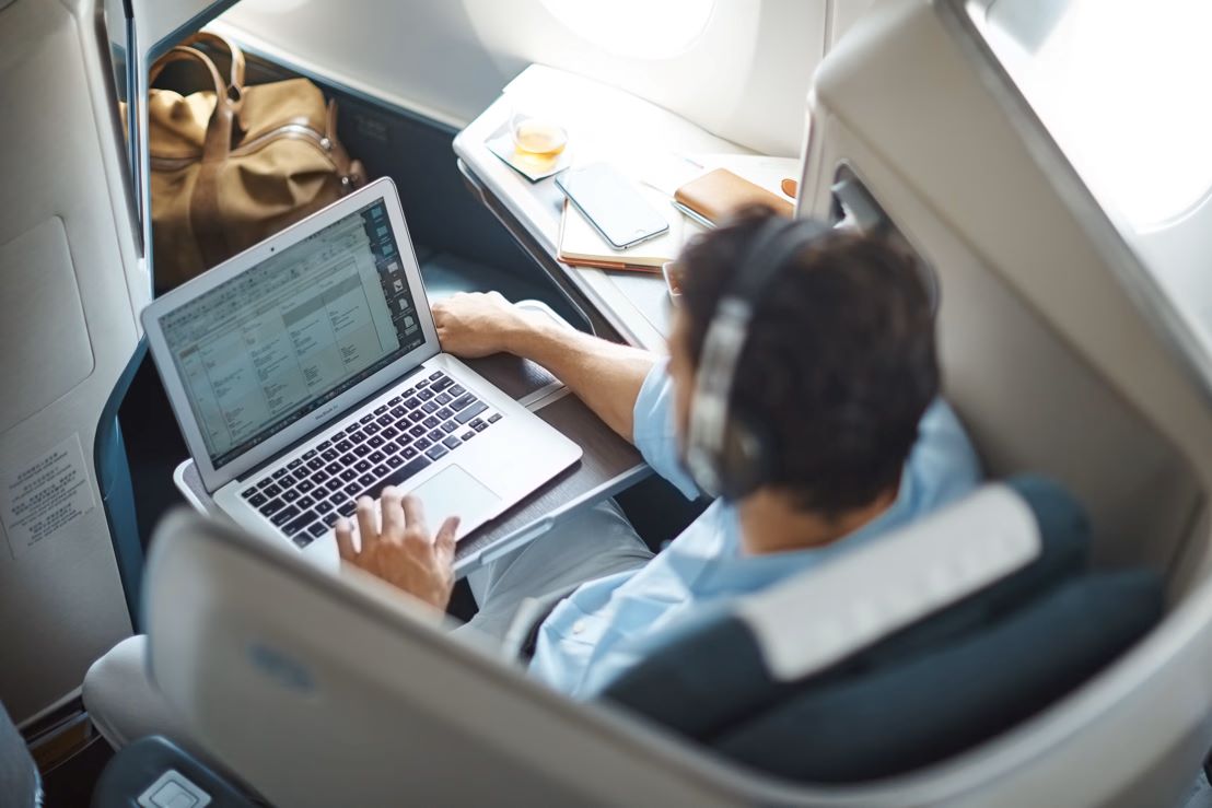 Cathay Pacific Offers Free Wi-Fi in First and Business Class