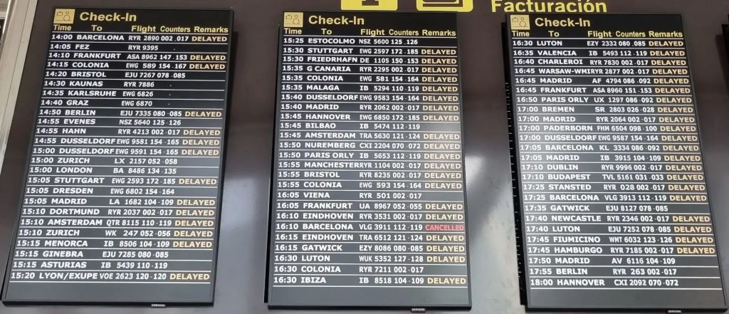 Severe Weather Causes Ongoing Flight Delays at Palma Airport